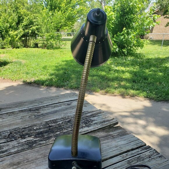 Vtg MCM Mid‎ Century Modern Industrial Black Gold Flex-Arm Desk Lamp Retro - Picture 4 of 16